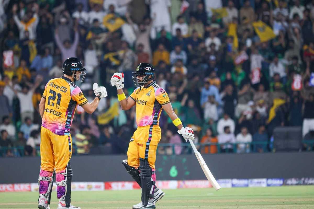 Peshawar beats Hyderabad to clinch HBL PSL 11 title