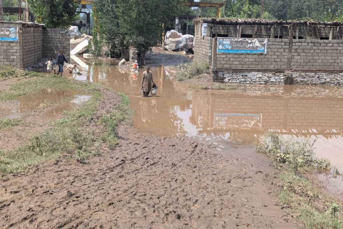Flood-hit Pakistan province faces food crisis as Punjab ‘halts’ wheat supply