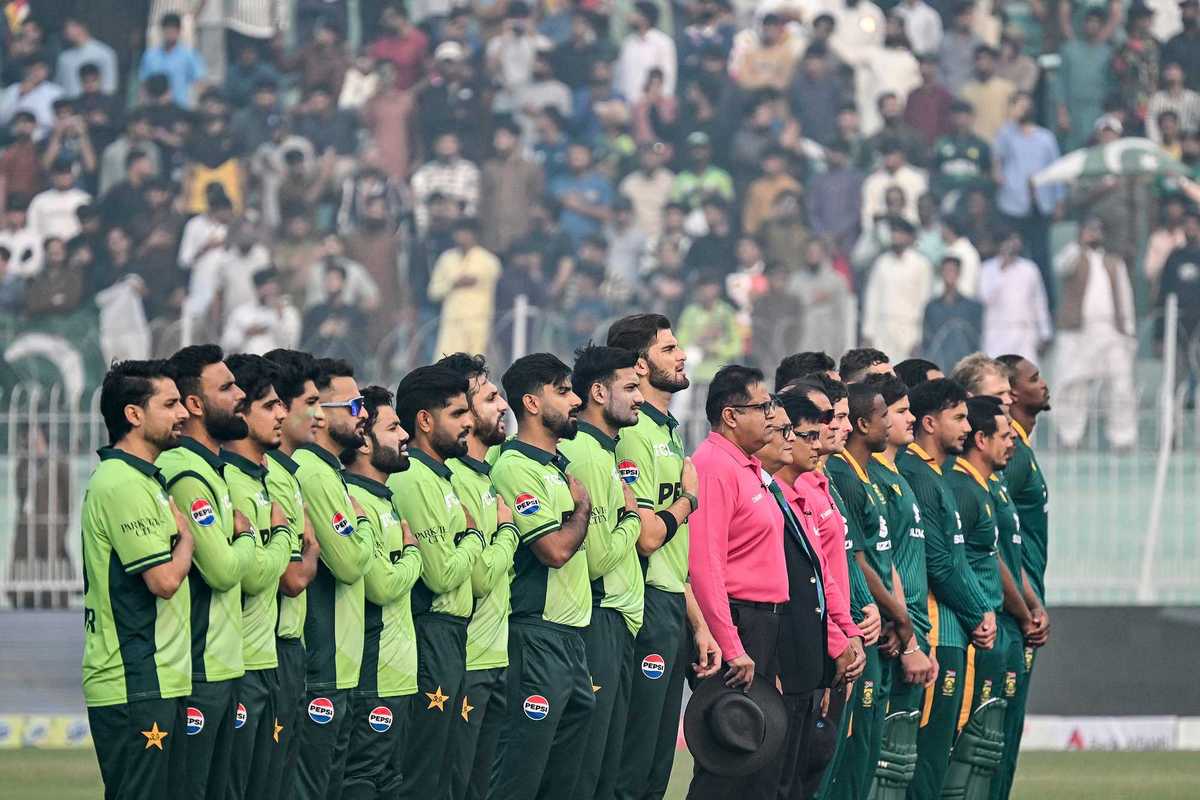 Pakistani cricketers deny fraud allegations linked to investment company