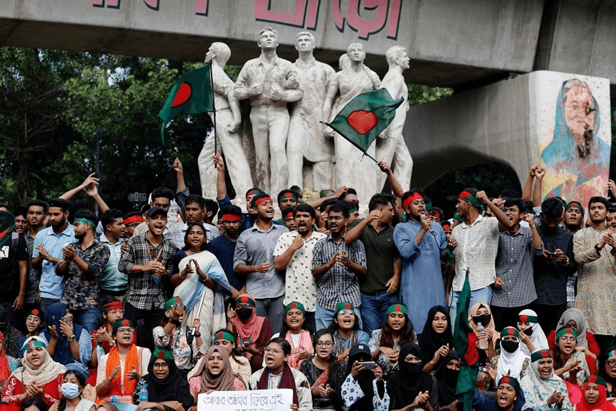 Bangladesh recovers 6,000 guns looted during revolution