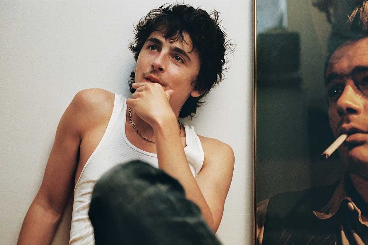 Timothee Chalamet channels young Bob Dylan in 'A Complete Unknown'