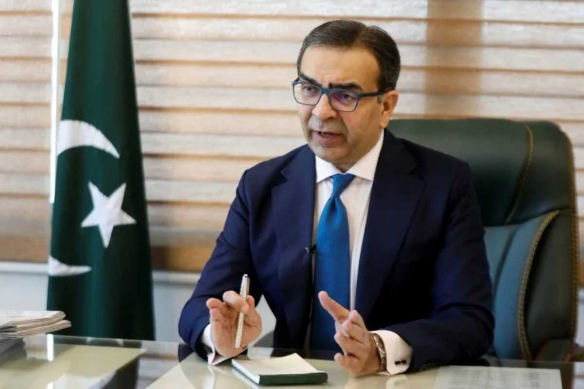 Pakistan pursuing privatization of 17 state-owned entities, adviser says