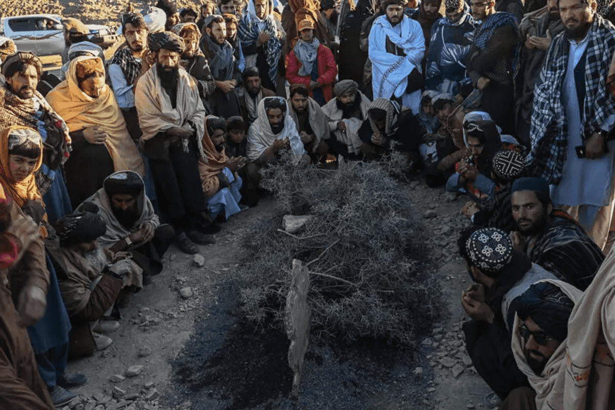 Thousands attend funeral of Afghan minister