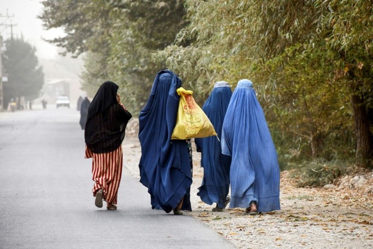 Afghan women not barred from speaking to each other: morality ministry