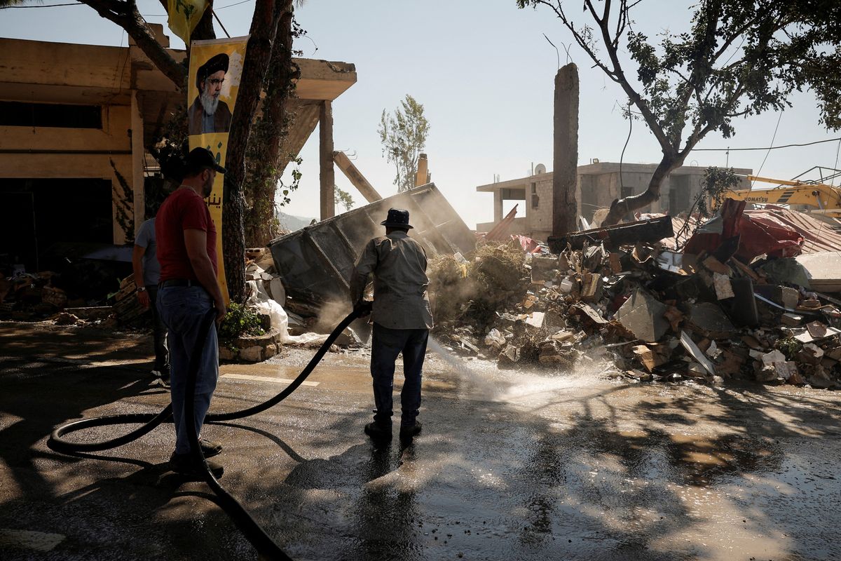 Lebanon renews calls for ceasefire as Israel strikes Beirut suburbs