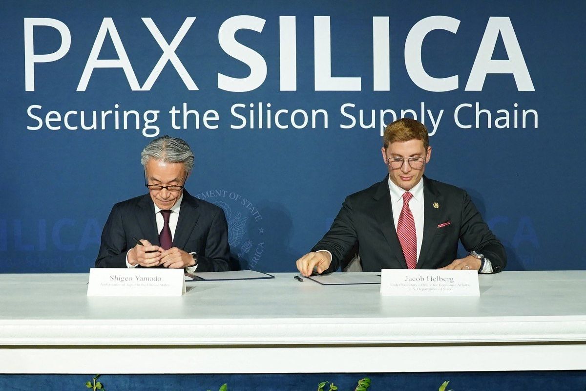 US launches pact for AI supply chains to face China