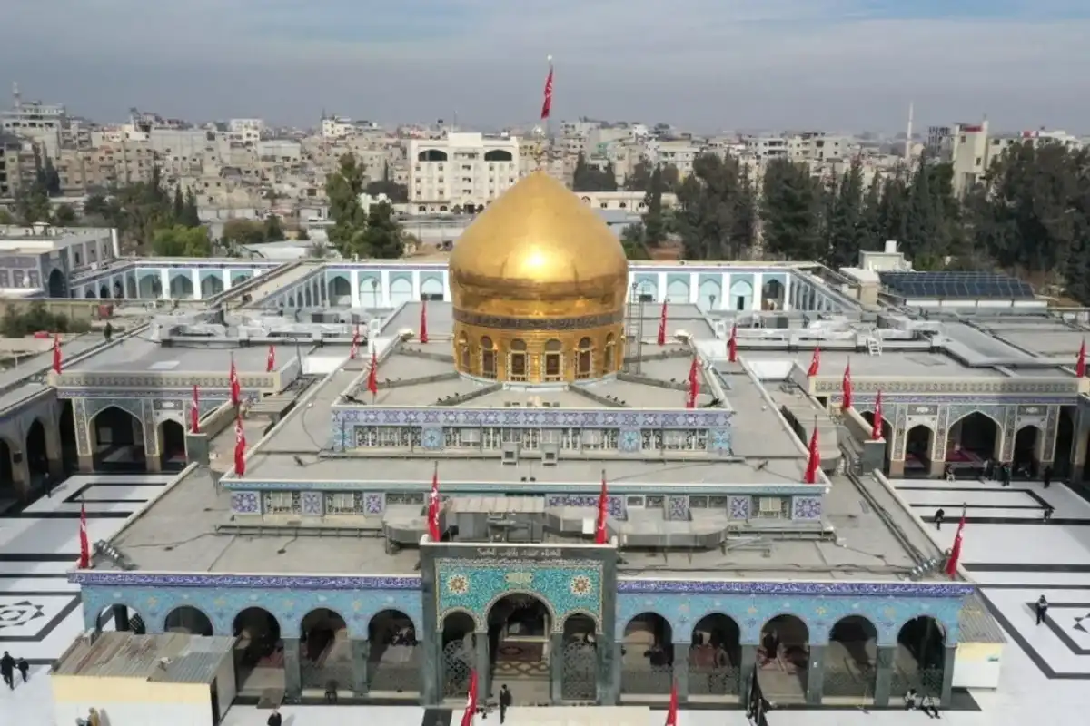 Syrian intelligence claims to foil Islamic State attack on Shia holy site