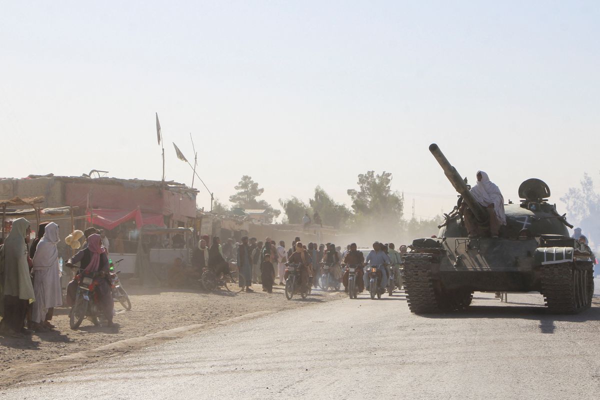 Pakistan, Afghanistan extend ceasefire as Doha talks seek to ease border tensions
