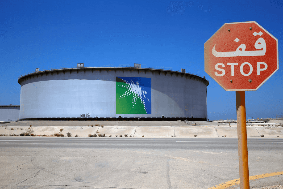 Saudi Aramco helicopter crash kills 14 in Ras Tanura, investigation under way