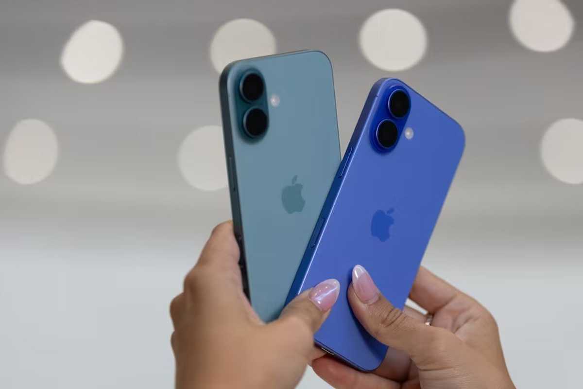 Apple Q4 iPhone shipments in China drop 25% as Huawei closes in: report