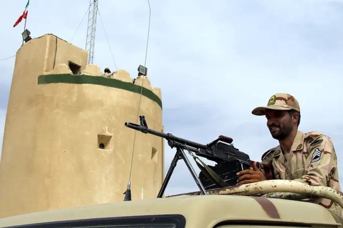 Iran Guards warn US vessels during drill in Gulf