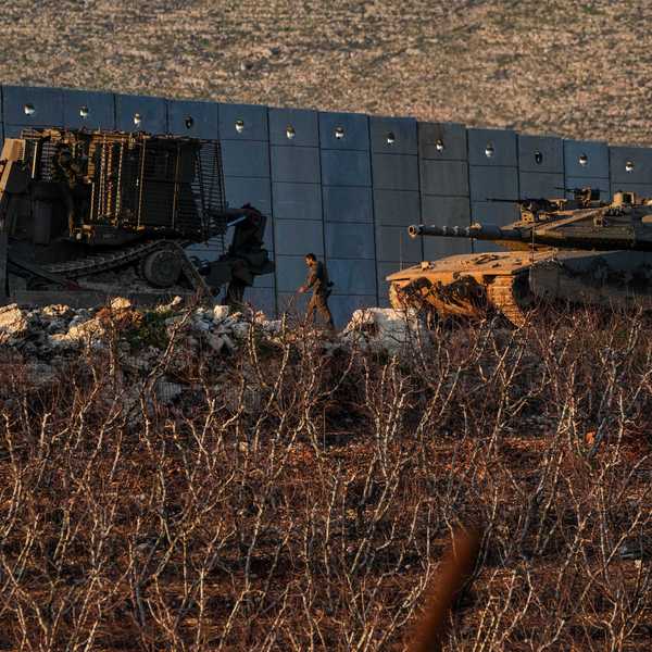 Israeli strike kills three Lebanese soldiers, army says