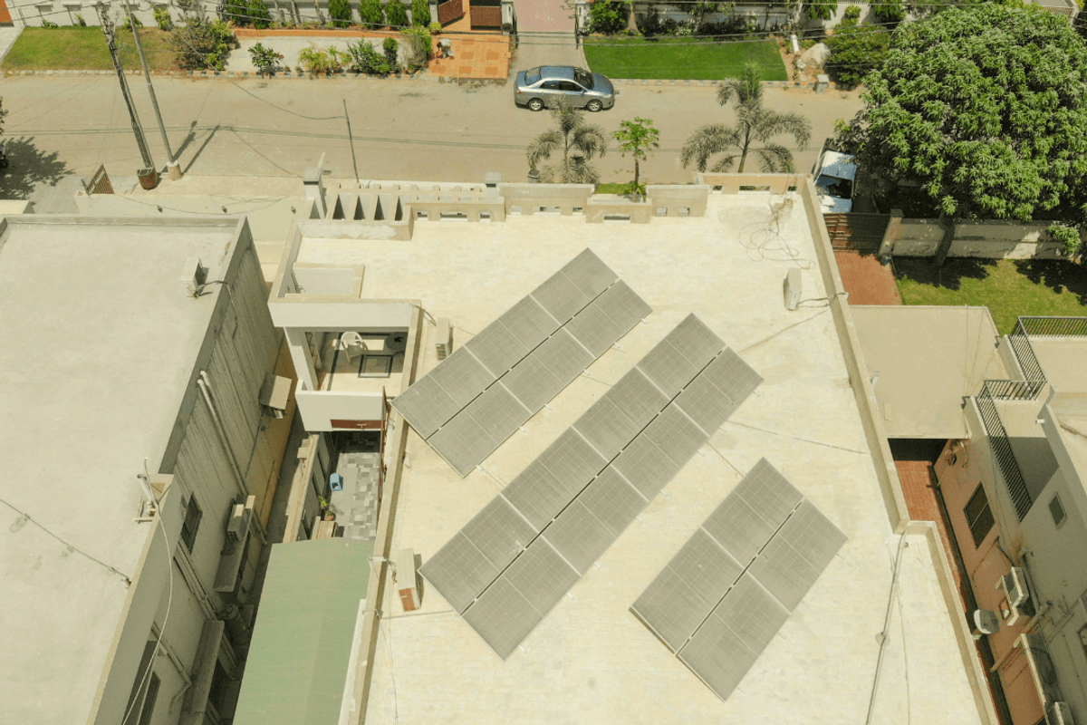 Pakistan revises solar buyback tariff to ensure equitable cost-sharing among consumers