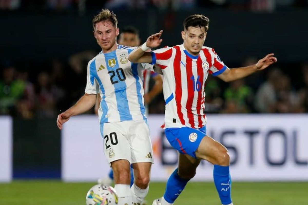 Frustrated Argentina suffer shock 2-1 defeat at Paraguay