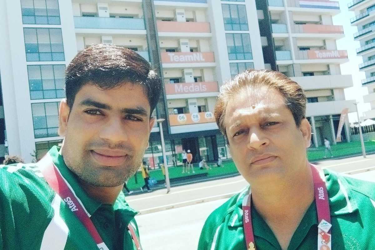 Arshad Nadeem's former coach Fayyaz Bukhari requests PM for civil award