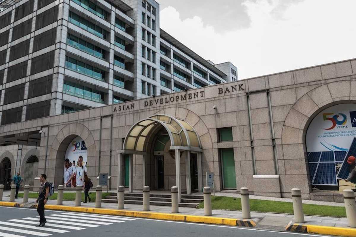 Pakistan, ADB sign $350M deal to boost women’s financial inclusion