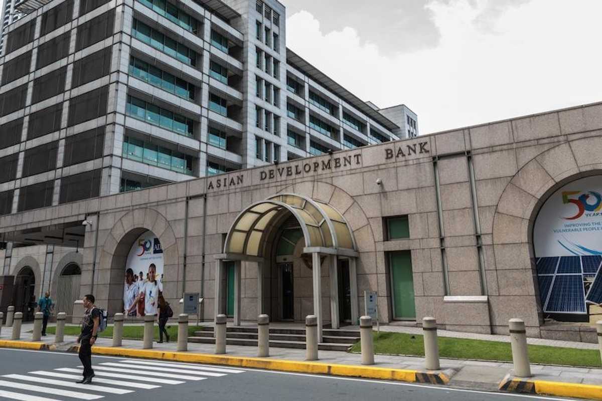 Pakistan's economy showing signs of stability and recovery: ADB