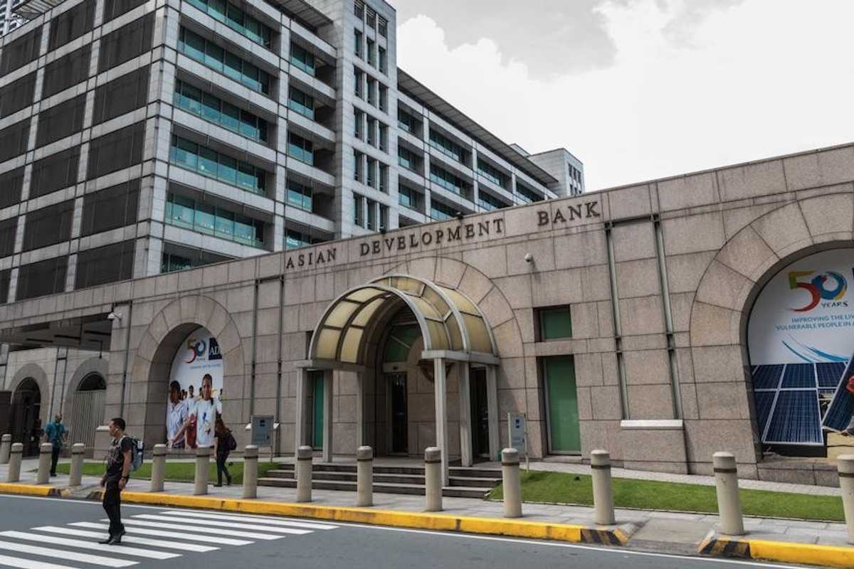 ADB launches new five-year plan to boost private sector and sustainability in Pakistan