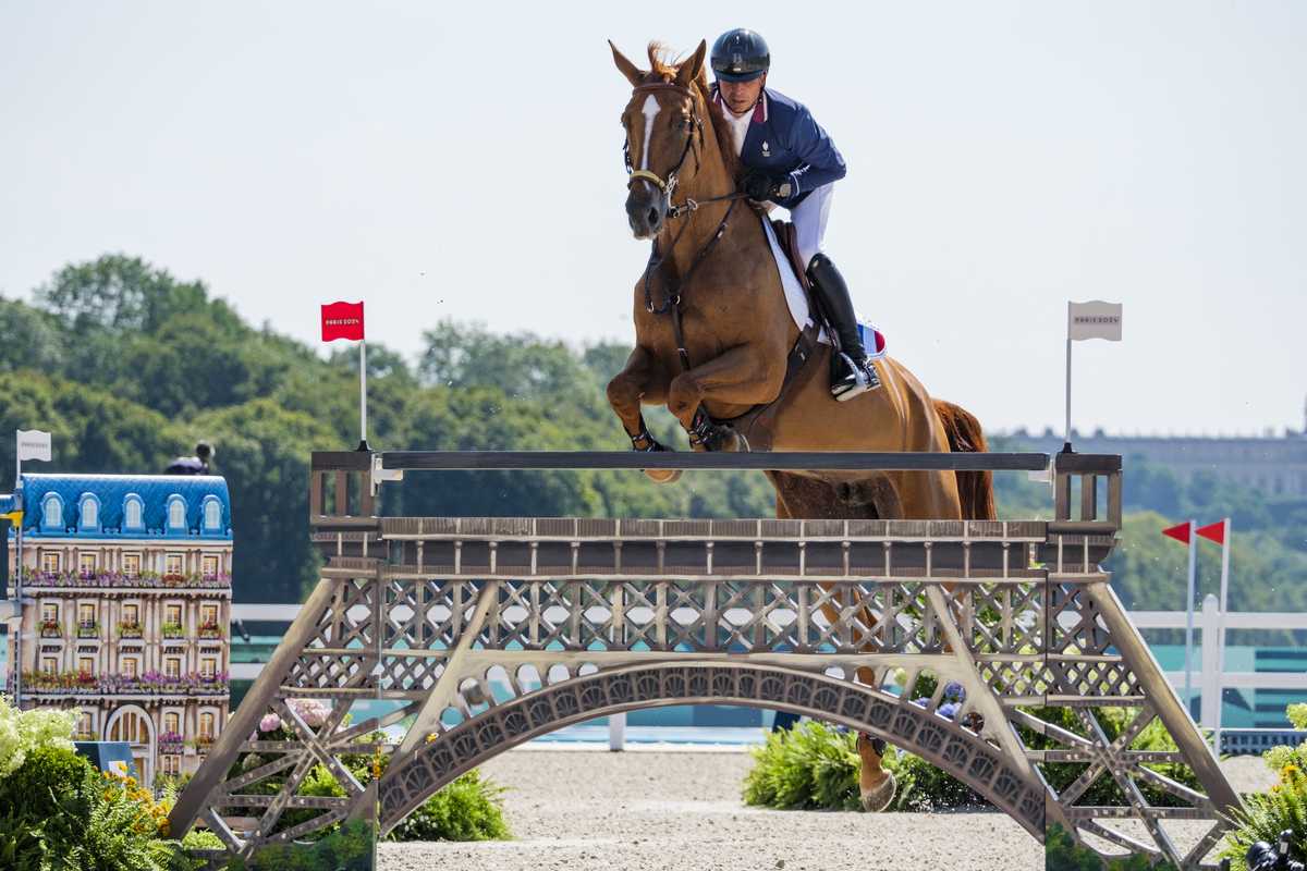 France’s star jumping mare 'Dubai' wins bronze at Paris 2024