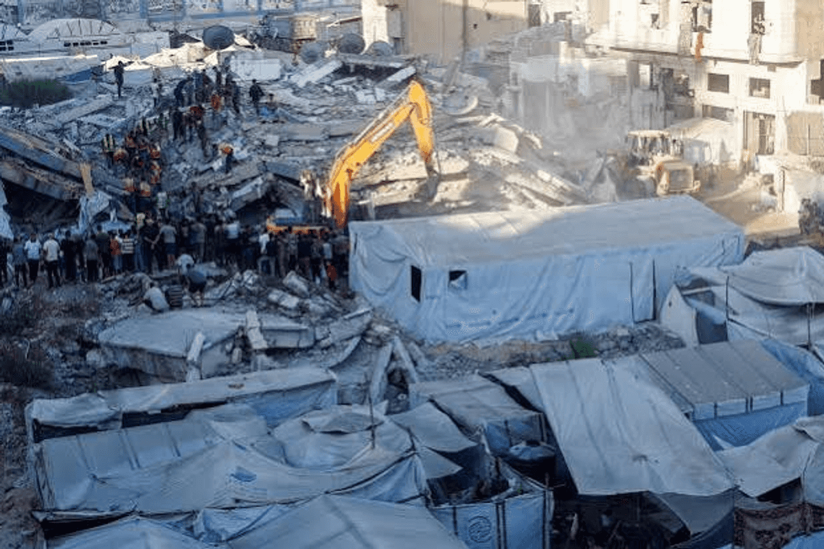 Gaza apartment block collapse leaves 20 dead, many missing