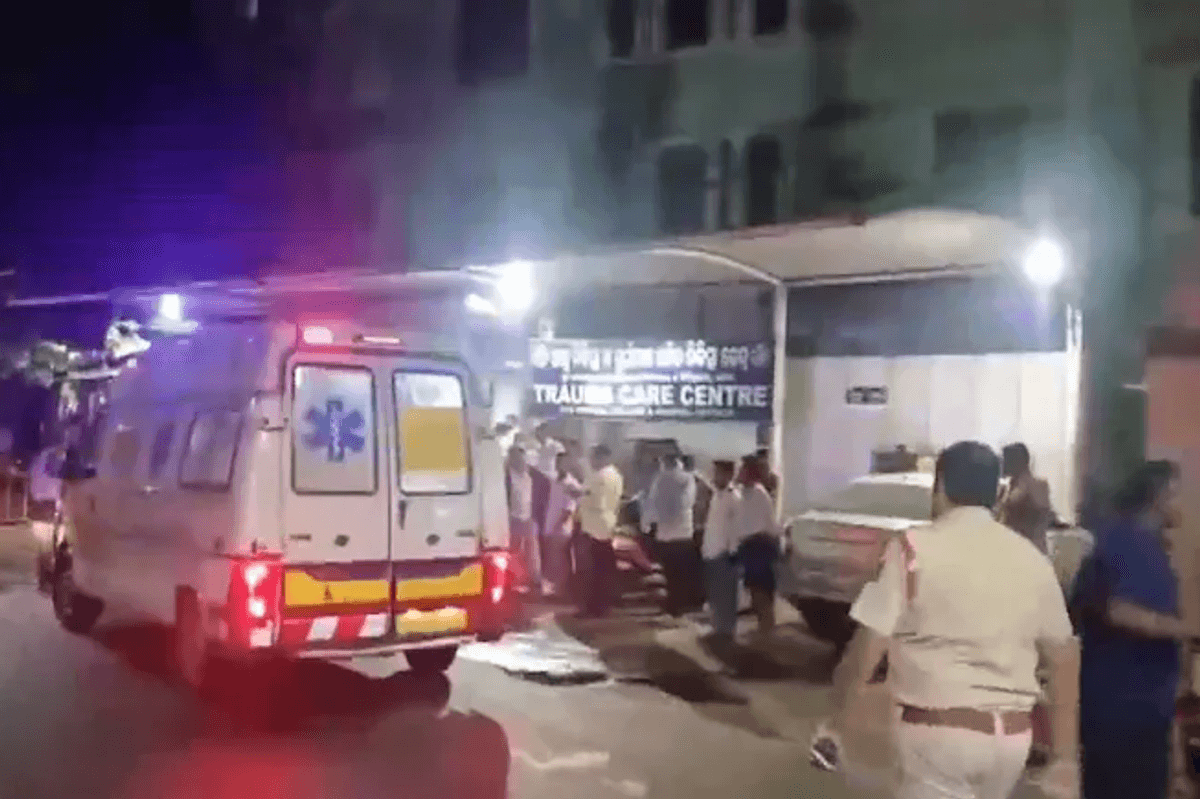 At least 10 patients killed in hospital fire in India's Odisha