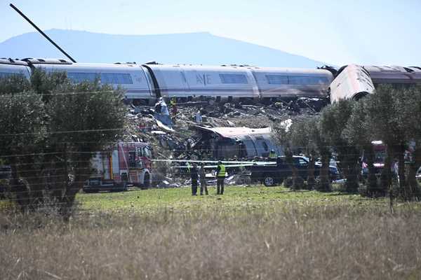 Spain train crash leaves 68 dead as safety failures come under scrutiny