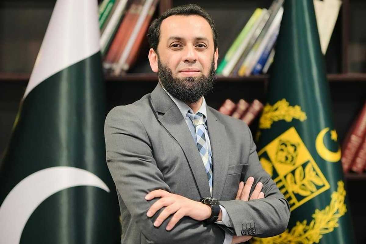 Pakistan awaits Iran’s decision on US talks as ceasefire deadline nears