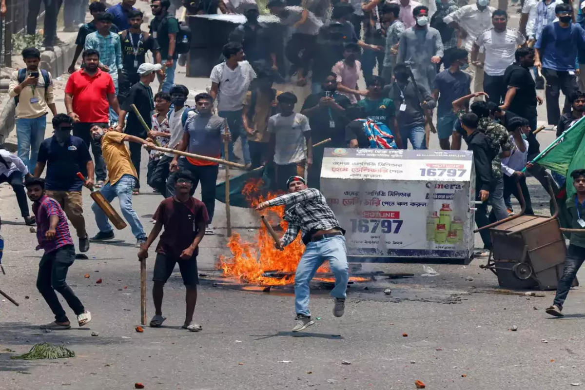 Bangladesh tolerance festival scrapped after threats from extremists
