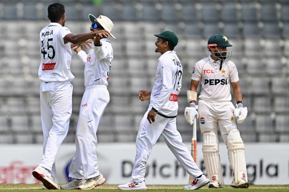 Bangladesh on brink of 2-0 Test series sweep against Pakistan