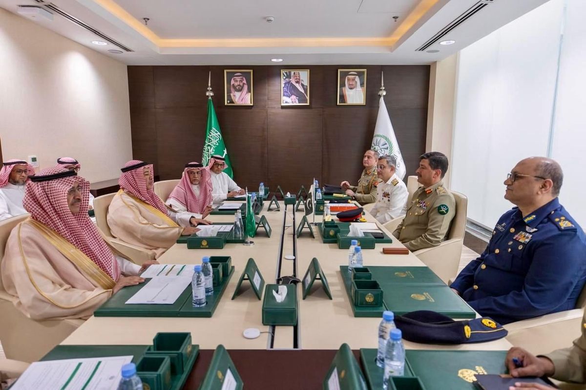 Pakistan, Saudi Arabia advance defense cooperation in Riyadh talks
