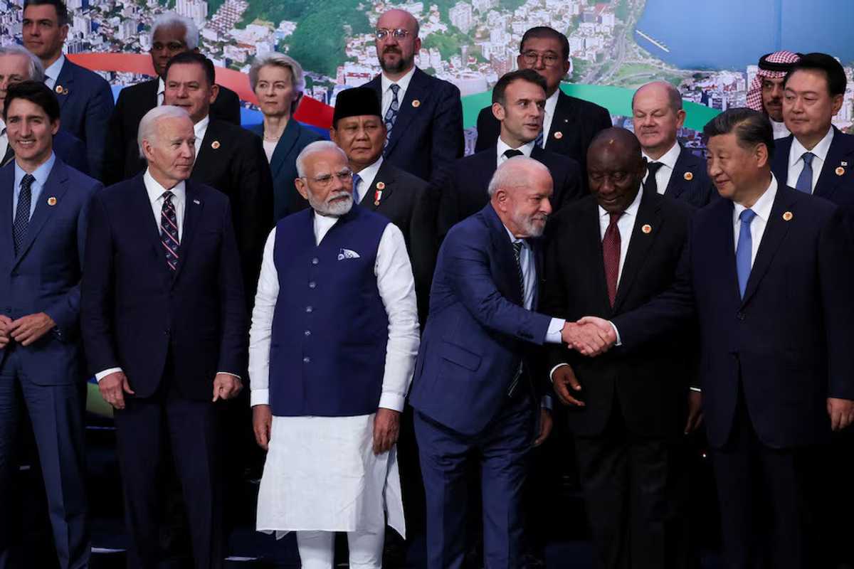 Bracing for Trump tariffs, China's Xi makes diplomatic push at global summits