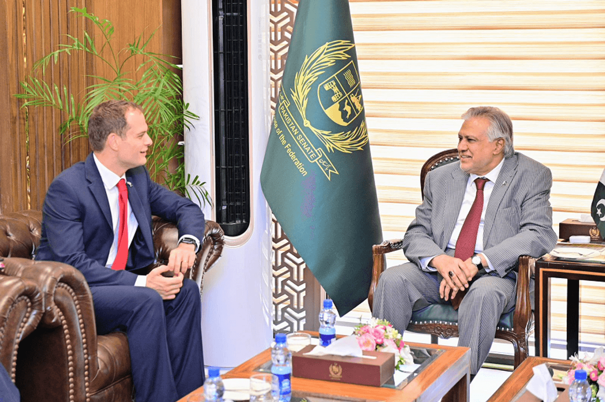 UK praises Pakistan's role in US-Iran deal, announces £8M to curb illegal migration