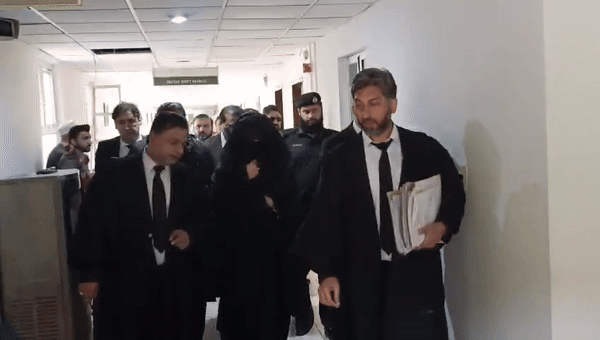 Khan-led party leaders flock to 'safe haven' Peshawar after protest crackdown