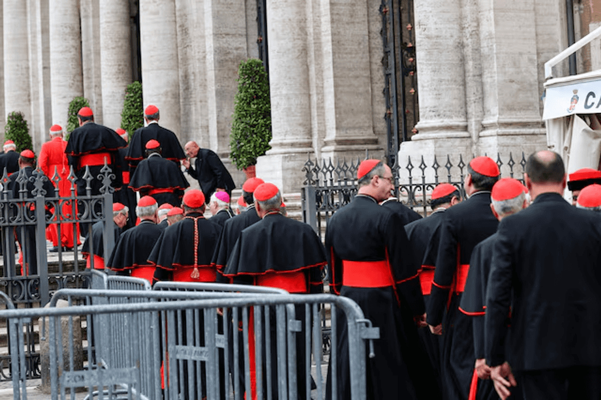Conclave to elect new pope starts on May 7, Vatican says