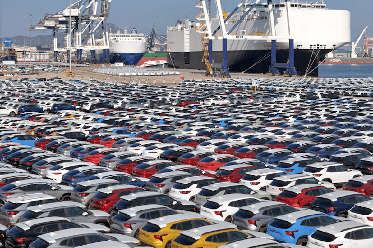 Pakistan issues stricter rules for vehicle imports