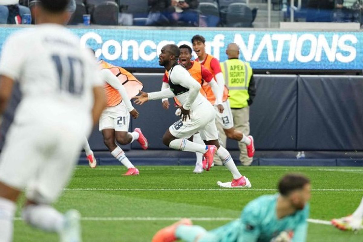Panama stuns US with stoppage-time winner, Mexico beats Canada to reach Nations League final