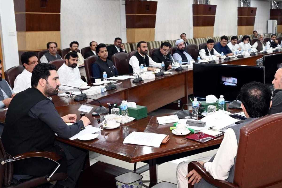 KP cabinet approves new police law giving govt greater control over force