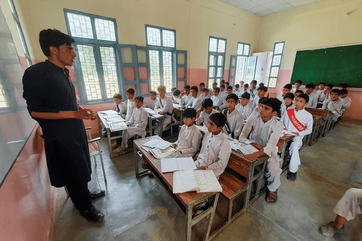 Pakistan’s low spending on education, health stalls human development
