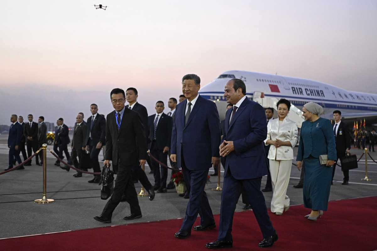 China's Xi Jinping holds Cairo summit with Sisi in first Egypt state visit in a decade