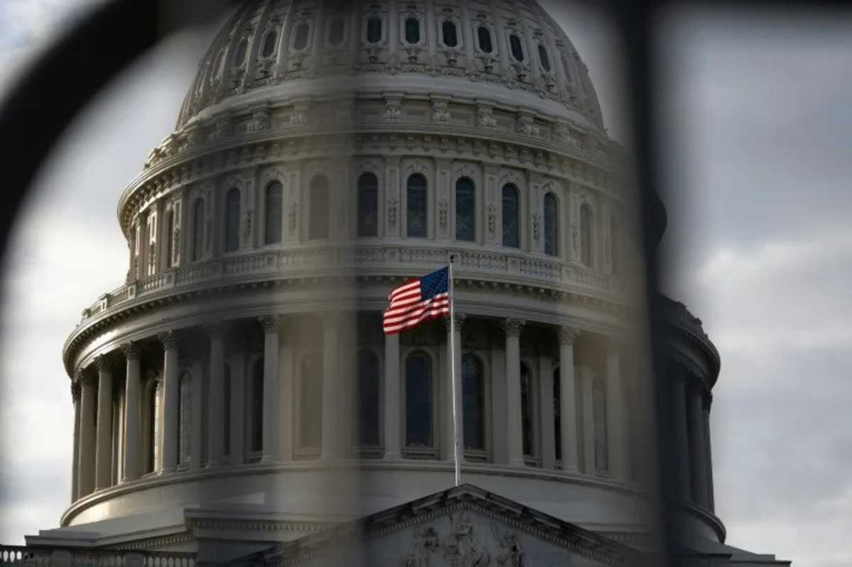 US hours from government shutdown over Christmas