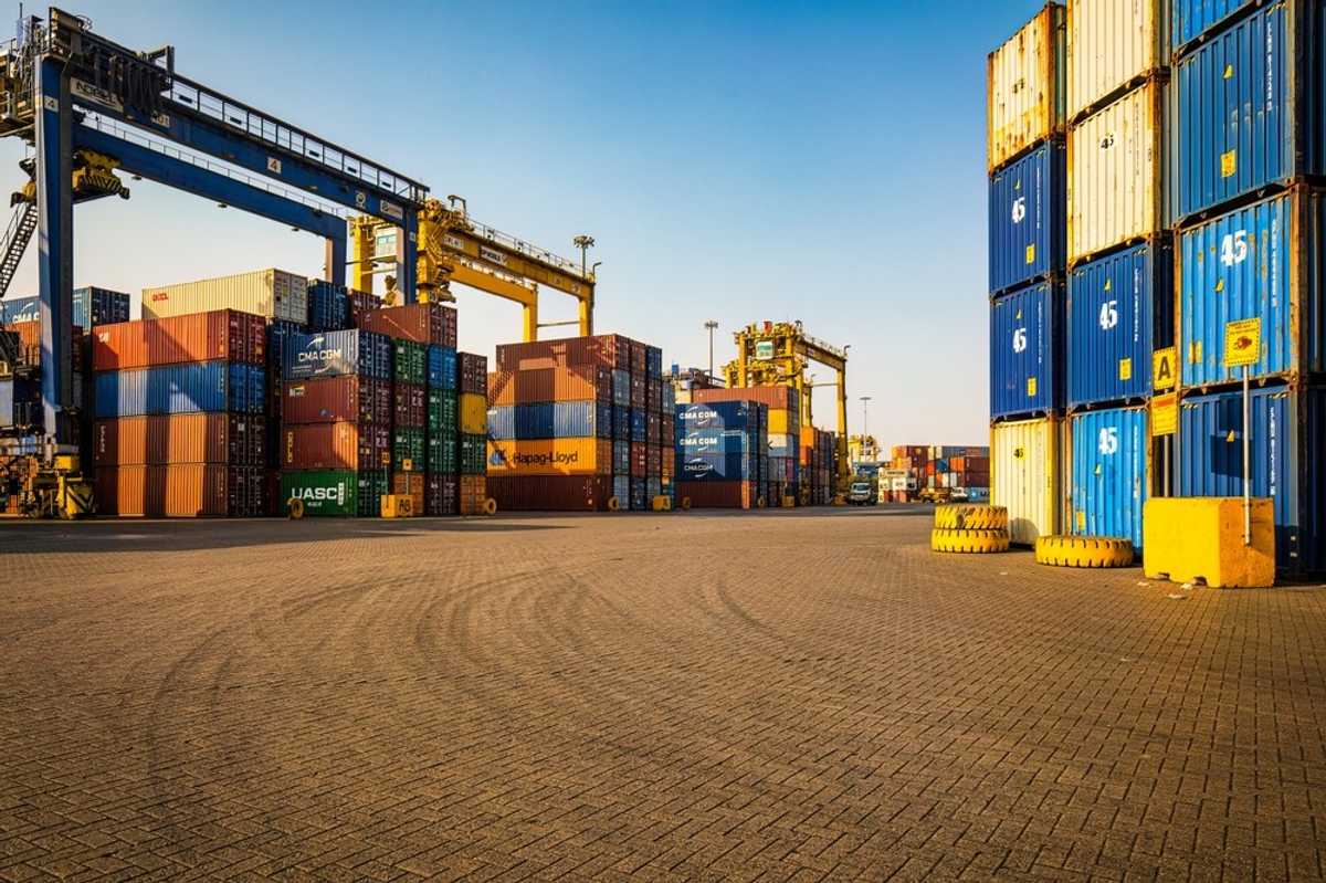 Major Pakistani port slashes charges to strengthen export drive