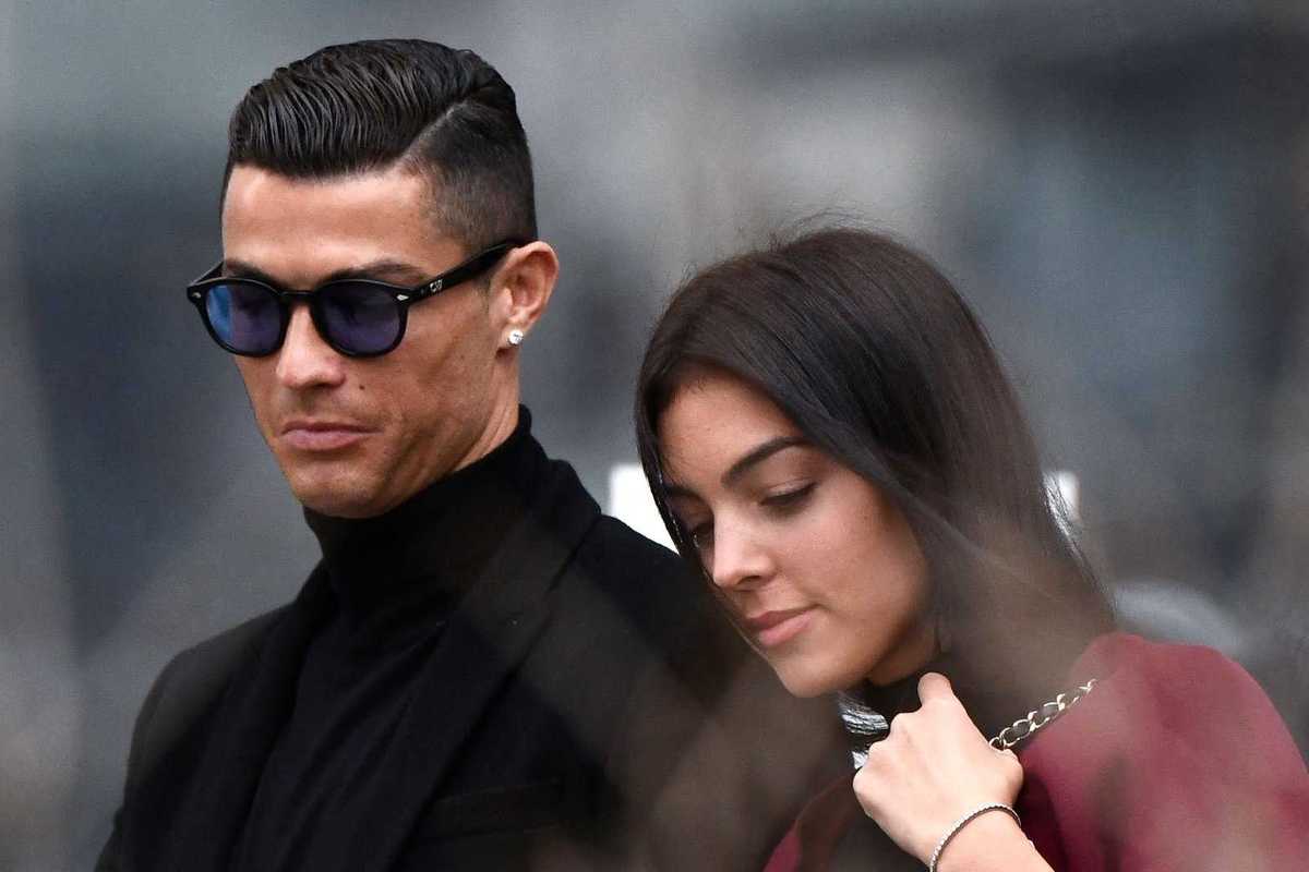 Cristiano Ronaldo marries long-time partner Georgina Rodríguez in Portugal