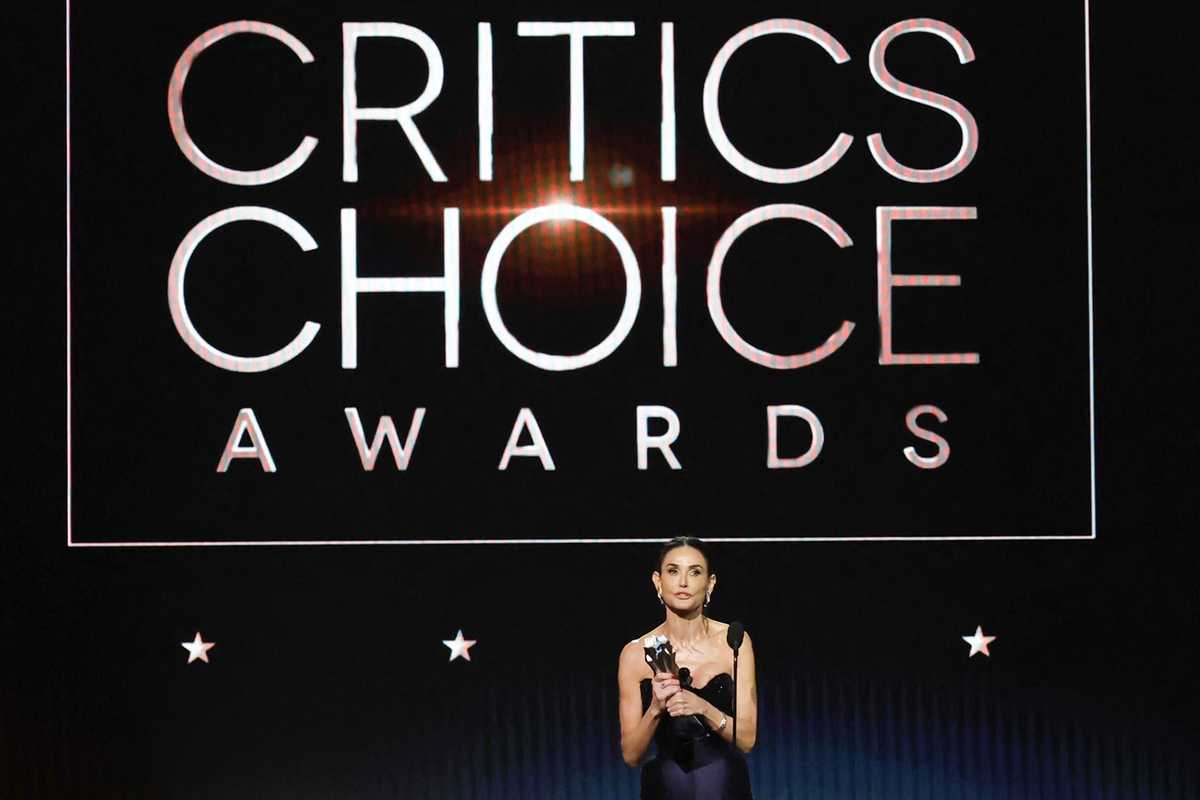 Demi Moore Triumphs at Critics Choice Awards Amid Rival's Scandal