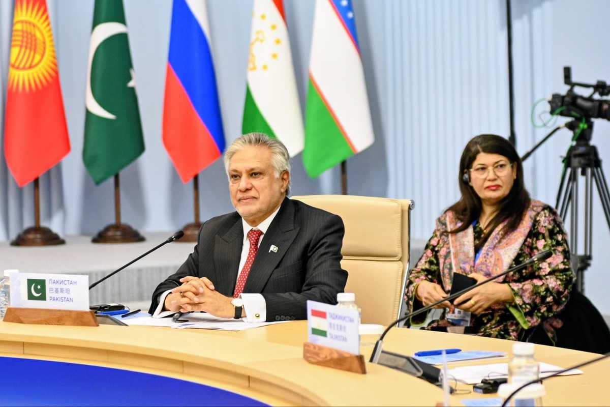 Pakistan urges SCO states to boost economic cooperation at Moscow summit