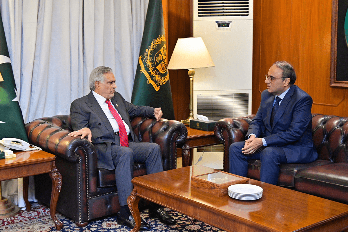 Pakistan pushes to broaden Iran engagement as new ambassador heads to Tehran