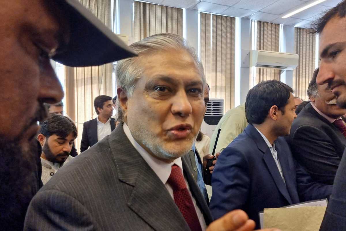 Pakistan forms committee led by Ishaq Dar to address advances to deposit ratio issue