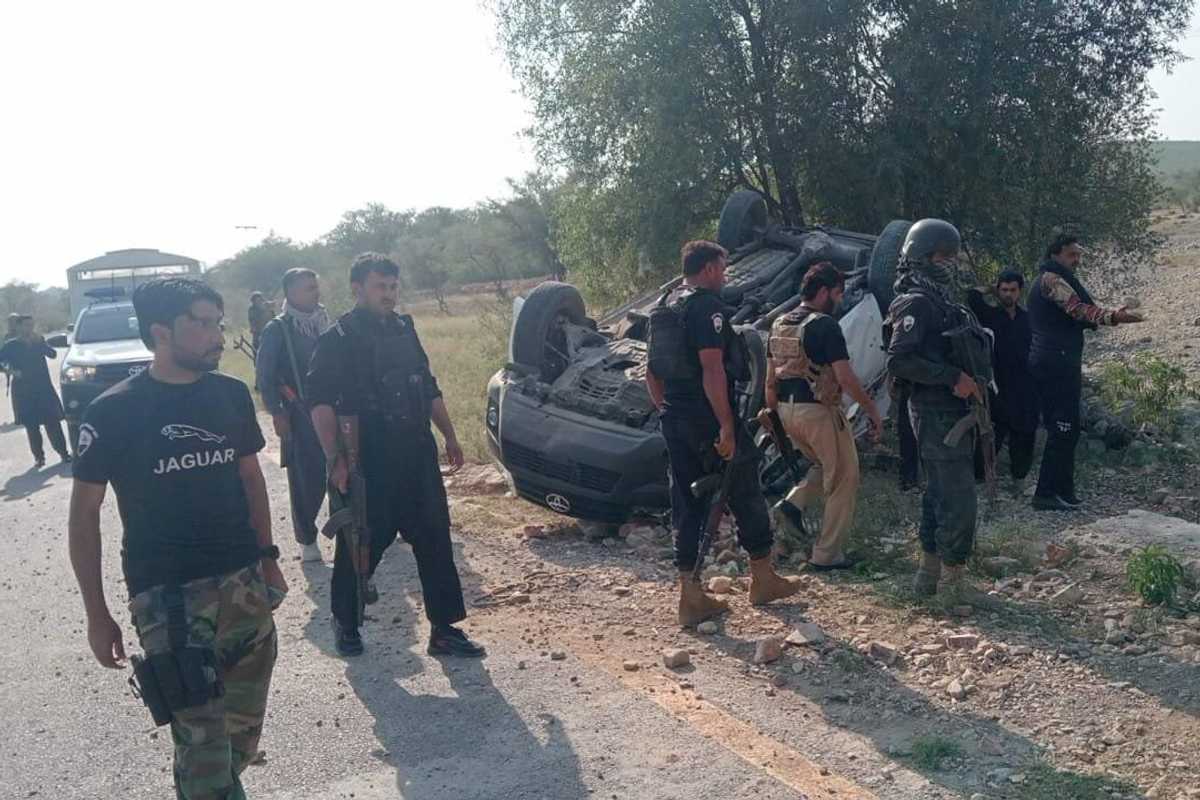 Senior police officer among three killed in twin bombings in northwest Pakistan