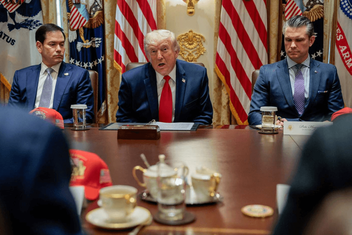 US-Iran truce deal awaits Trump as strikes test ceasefire