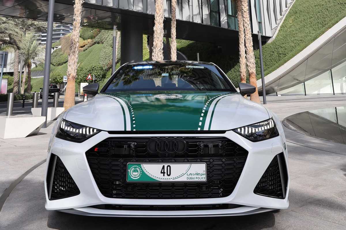 Dubai Police arrest 8-member gang over fake driving license scheme
