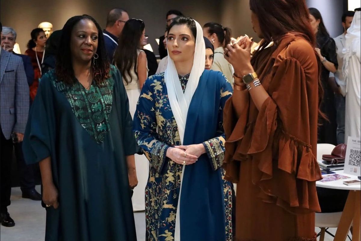 Pakistan’s First Lady tours world-class exhibitions at Abu Dhabi Art